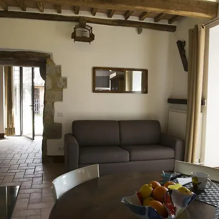 La Loggia E Il Cortile