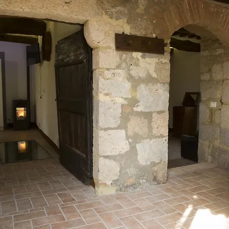 La Loggia E Il Cortile Sovicille